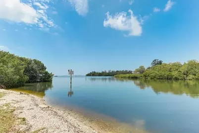 2424 Bay Drive #2424/2426, Bradenton, FL 34207 - Photo 23