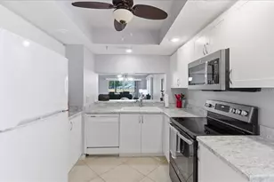 6505 Stone River Rd, Bradenton, FL 34203 - Photo 11