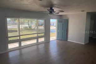 2725 Terry Ln, Sarasota, FL 34231 - Photo 3