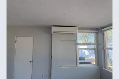 2725 Terry Lane, Sarasota, FL 34231 - Photo 17