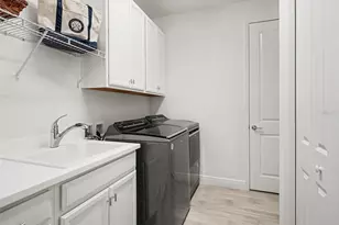 8109 Sandstar Wy, Sarasota, FL 34240 - Photo 19