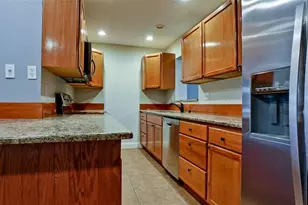 3965 Corona Ln, Sarasota, FL 34232 - Photo 11