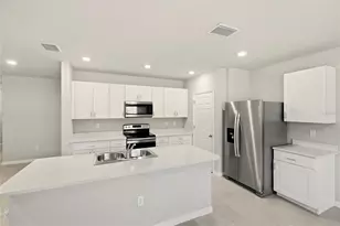 108 Castile Ct, Punta Gorda, FL 33983 - Photo 11