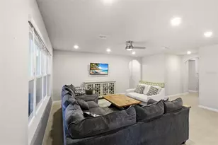 108 Castile Ct, Punta Gorda, FL 33983 - Photo 9