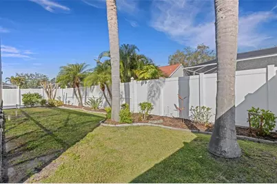 12319 Tall Pines Way, Lakewood Ranch, FL 34202 - Photo 11