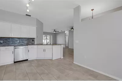 12319 Tall Pines Way, Lakewood Ranch, FL 34202 - Photo 29