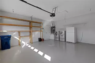 12319 Tall Pines Way, Lakewood Ranch, FL 34202 - Photo 5