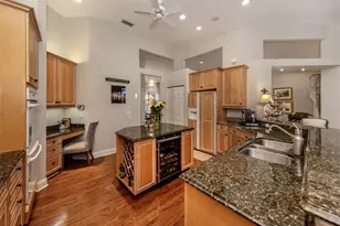 444 Tremingham Way, Venice, FL 34293 - Photo 13