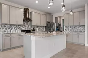 5755 Woodland Sage Dr, Sarasota, FL 34238 - Photo 15