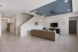 5755 Woodland Sage Dr, Sarasota, FL 34238 - Photo 11