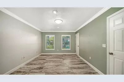 7937 Broadmoor Pines Boulevard, Sarasota, FL 34243 - Photo 39