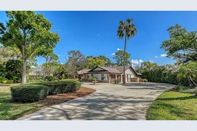 7937 Broadmoor Pines Boulevard, Sarasota, FL 34243 - Photo 3