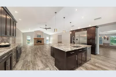 7937 Broadmoor Pines Boulevard, Sarasota, FL 34243 - Photo 19