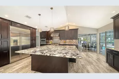 7937 Broadmoor Pines Boulevard, Sarasota, FL 34243 - Photo 27