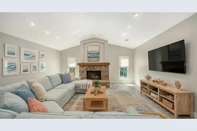 7937 Broadmoor Pines Boulevard, Sarasota, FL 34243 - Photo 23