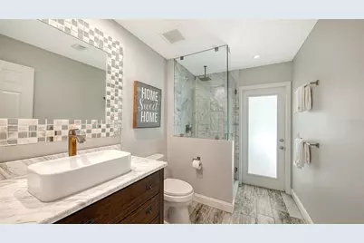 7937 Broadmoor Pines Boulevard, Sarasota, FL 34243 - Photo 37