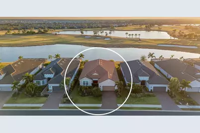 15410 Derna Terrace, Lakewood Ranch, FL 34211 - Photo 3