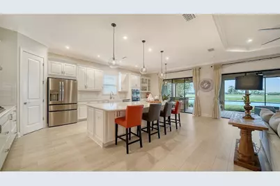 15410 Derna Terrace, Lakewood Ranch, FL 34211 - Photo 9