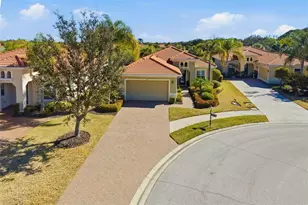 143 Avalini Way, Nokomis, FL 34275 - Photo 3