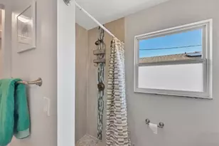 3425 Fairview Dr, Sarasota, FL 34239 - Photo 25