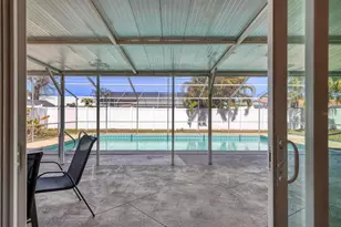 3425 Fairview Dr, Sarasota, FL 34239 - Photo 33