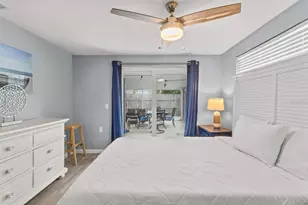 690 Fox St, Longboat Key, FL 34228 - Photo 11