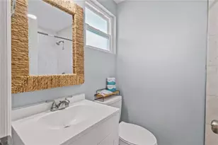 690 Fox St, Longboat Key, FL 34228 - Photo 19