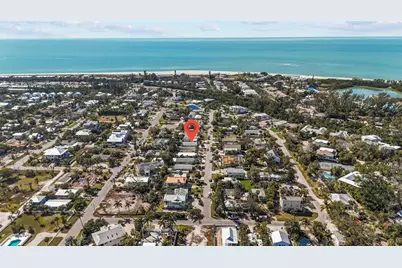 690 Fox Street, Longboat Key, FL 34228 - Photo 39