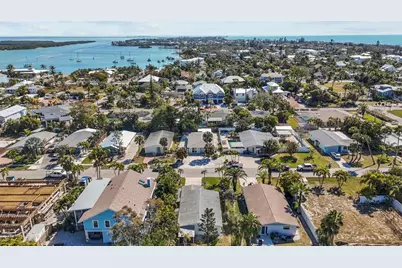 690 Fox Street, Longboat Key, FL 34228 - Photo 25