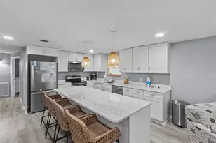 690 Fox St, Longboat Key, FL 34228 - Photo 9