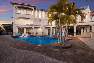 313 Hammock Cir, Anna Maria, FL 34216 - Photo 61