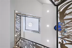 313 Hammock Cir, Anna Maria, FL 34216 - Photo 9