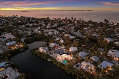 313 Hammock Circle, Anna Maria, FL 34216 - Photo 77