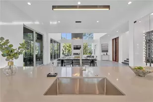 603 Tremont St, Sarasota, FL 34242 - Photo 29