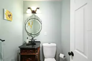 2876 Hardee Dr, Sarasota, FL 34231 - Photo 11