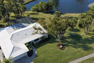 2876 Hardee Dr, Sarasota, FL 34231 - Photo 1