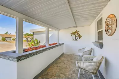 6035 Hopkins Drive N, Bradenton, FL 34207 - Photo 3