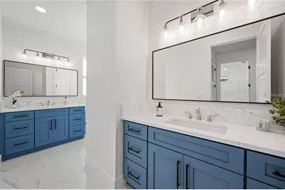 1647 Siesta Drive, Sarasota, FL 34239 - Photo 35