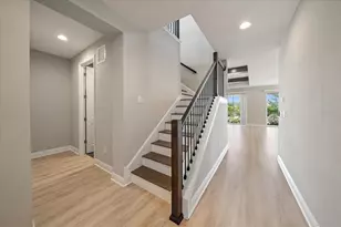 4749 Antrim Dr, Sarasota, FL 34240 - Photo 35