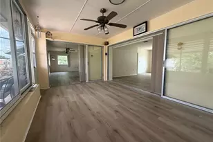101 Algiers Dr, Venice, FL 34293 - Photo 13
