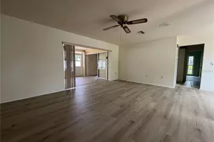 101 Algiers Dr, Venice, FL 34293 - Photo 9