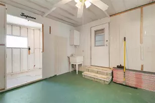 2315 17th St Ln W, Bradenton, FL 34205 - Photo 17