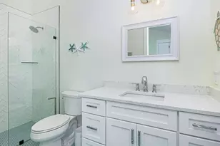 2200 Avenue B, Bradenton Beach, FL 34217 - Photo 45