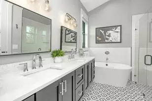 2200 Avenue B, Bradenton Beach, FL 34217 - Photo 27