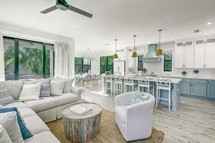 2200 Avenue B, Bradenton Beach, FL 34217 - Photo 19