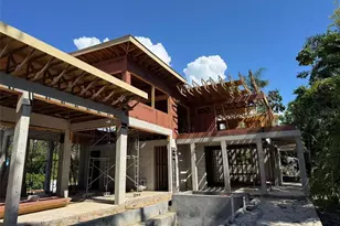 2100 McClellan Pkwy, Sarasota, FL 34239 - Photo 15