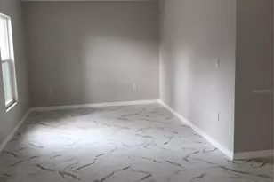 345 Parkland Ave, Sarasota, FL 34232 - Photo 15