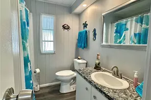 5619 Bayshore Rd, Palmetto, FL 34221 - Photo 27