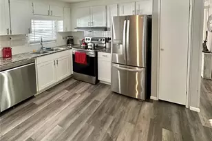 5619 Bayshore Rd, Palmetto, FL 34221 - Photo 15