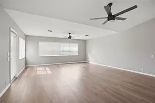 14305 Tennyson Dr, Hudson, FL 34667 - Photo 25